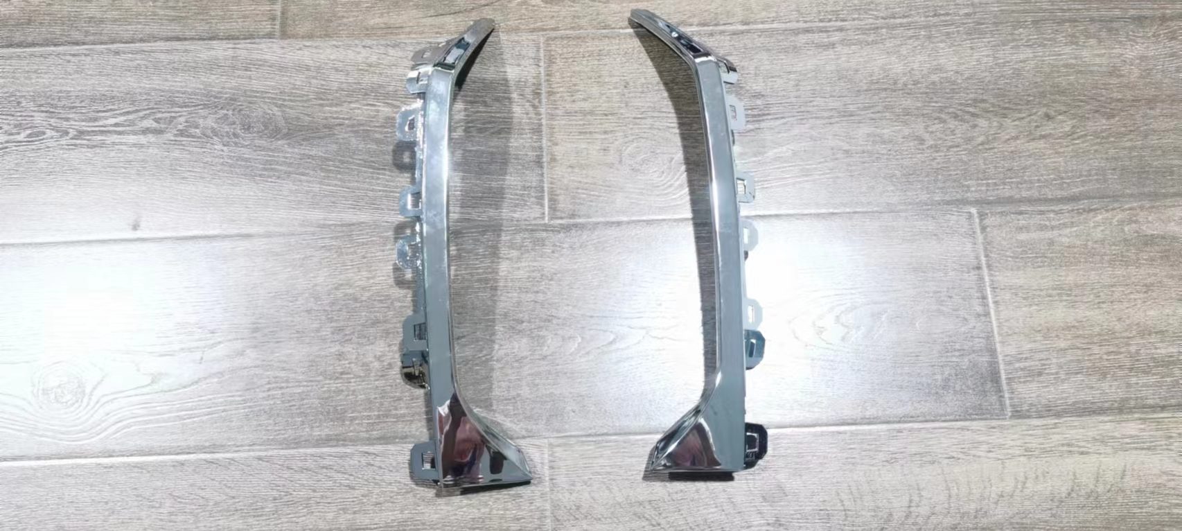 Chery Jetour X70 Plus (2025) Fog lamp frame bright strip-l (OE: F18-2803513)
