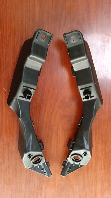 Hyundai Hyundai Genesis 2013 Front Bumper Bracket
