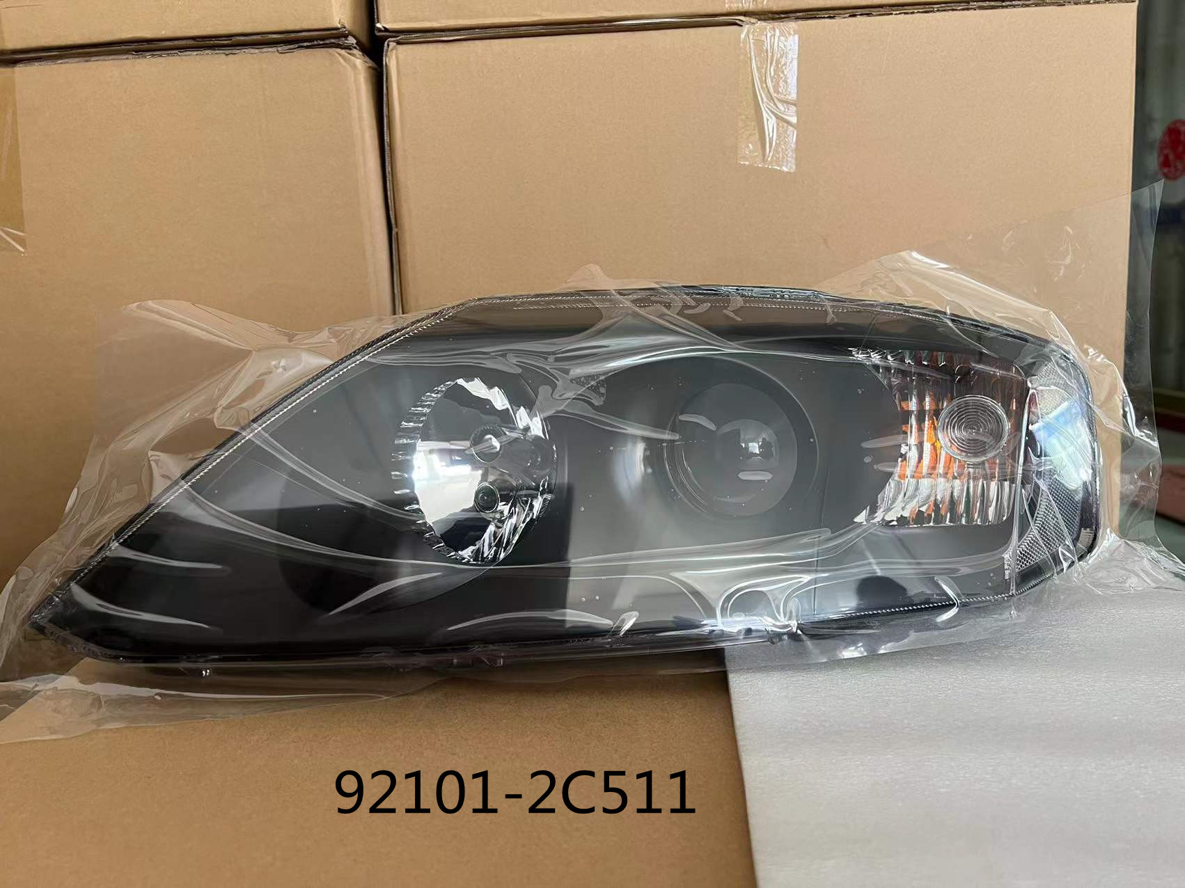 Hyundai Hyundai Coupe 2005 Headlight Assembly