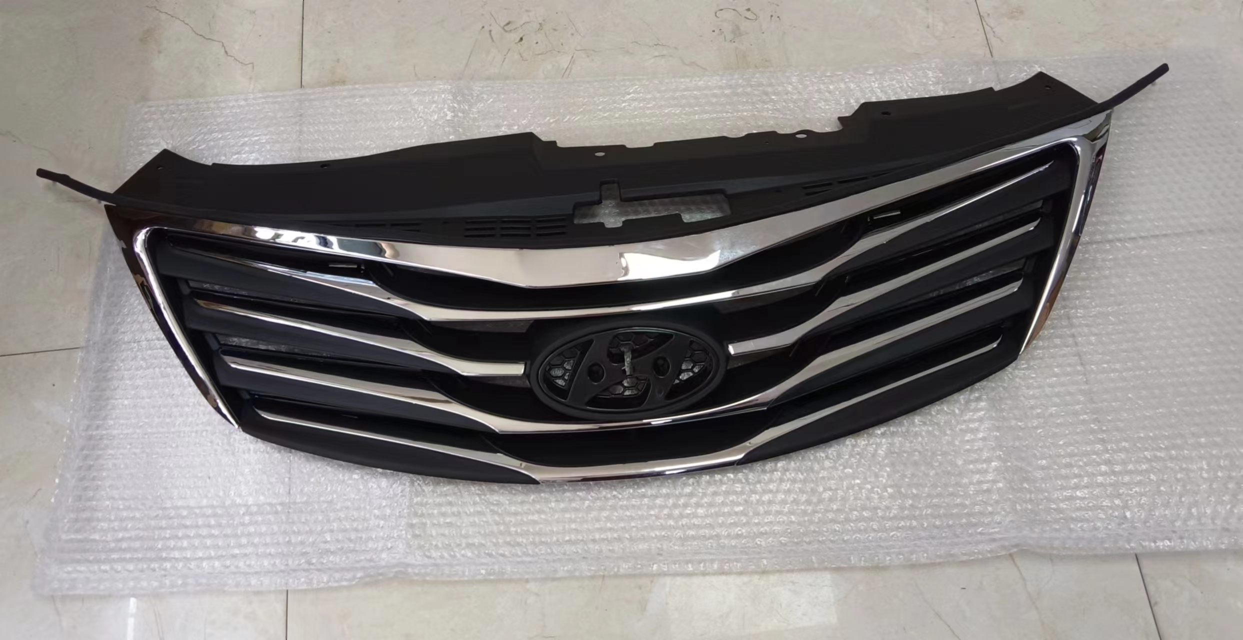 Hyundai Hyundai Grandeur 2011 Grille