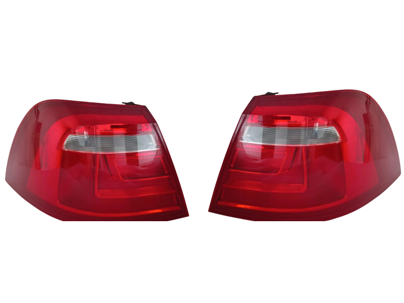 13 L/R/ 13 BORA Rear bend lamp