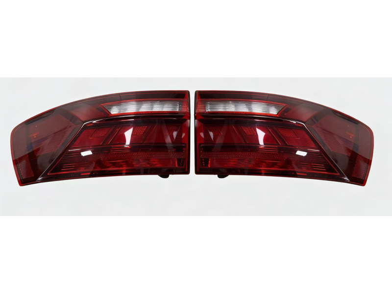 19 L/R / US JETTA Rear bend lamp (US spec)